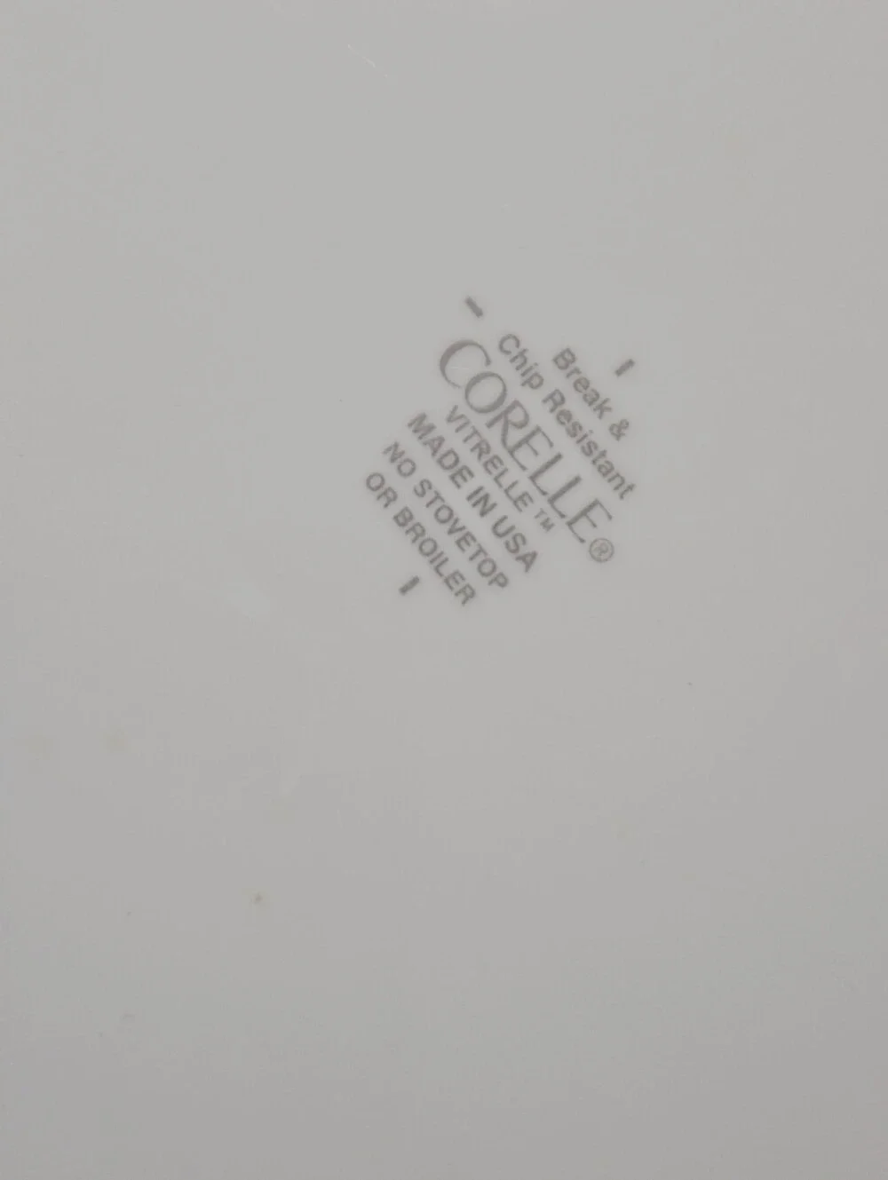 Corelle SIMPLE LINES Break Chip Resistant Black Lines Square Salad Plate 9